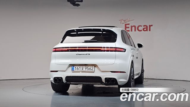Porsche Cayenne 4.0 GTS — пробег 13 387 км — фото 4 из 5