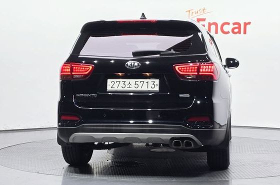 Kia Sorento Diesel 2.0 2WD Prestige — пробег 104 372 км — фото 4 из 5