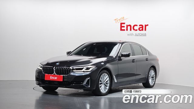 BMW 5-Series 530i xDrive Luxury — пробег 39 033 км — фото 1 из 5