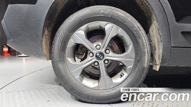 Kia Seltos из Кореи Encar