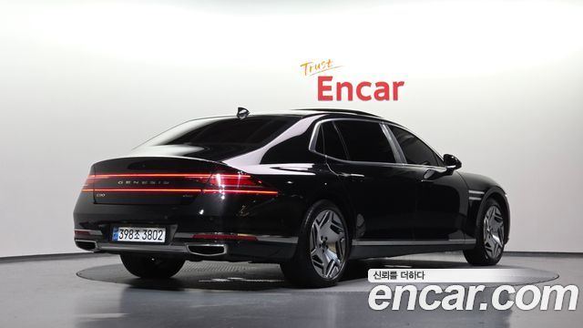 Genesis G90 Gasoline 3.5 Turbo e-S/C AWD LWB — пробег 106 464 км — фото 2 из 5