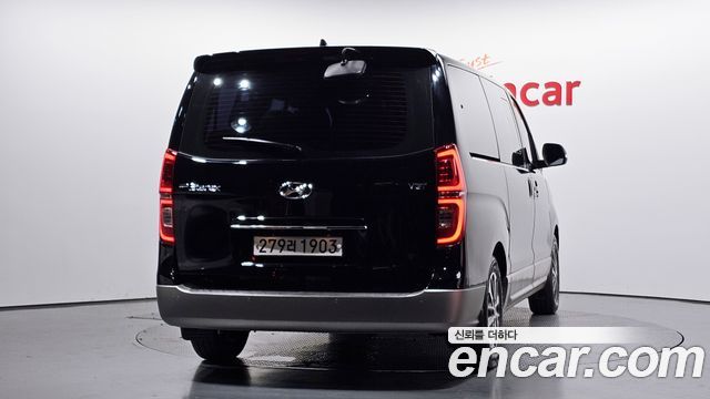 Hyundai Starex Urban 9-Seater Exclusive — пробег 116 112 км — фото 4 из 5