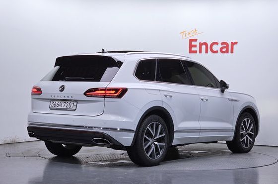 Volkswagen Touareg 3.0 TDI Prestige — пробег 91 670 км — фото 2 из 5