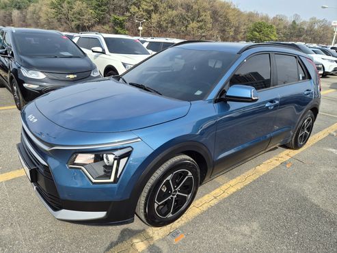 Kia Niro Trendy — пробег 93 401 км — фото 2 из 5