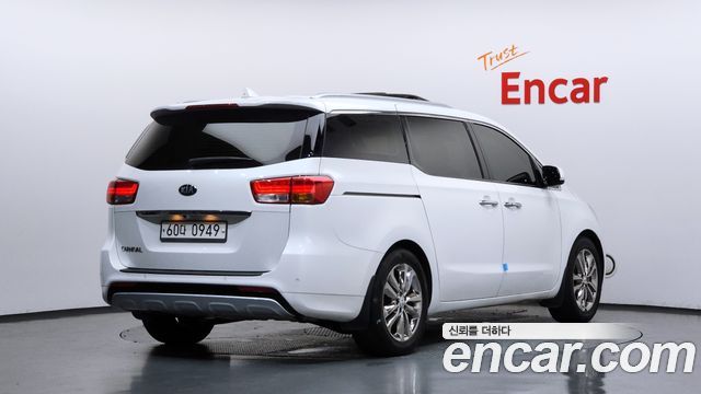 Kia Carnival из Кореи Encar