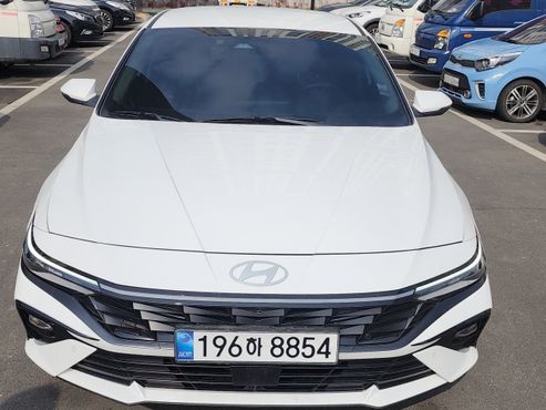 Hyundai AVANTE 1.6 Modern — пробег 13 224 км — фото 1 из 5