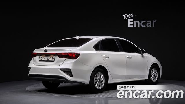 Kia K3 из Кореи Encar