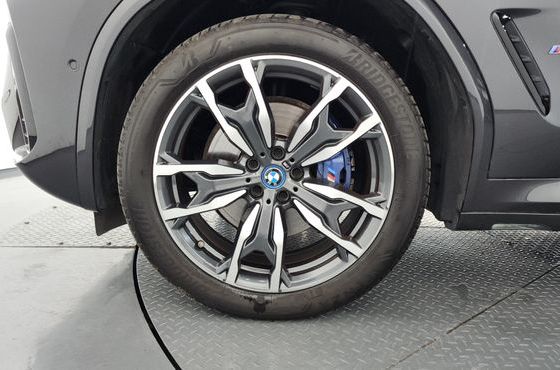BMW X3 xDrive 30e M Sport — пробег 82 422 км — фото 5 из 5