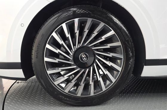 Hyundai Grandeur Calligraphy — пробег 21 321 км — фото 5 из 5