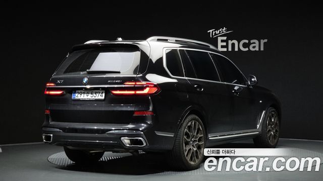 BMW X7 xDrive 40i M Sport 7STR — пробег 4 404 км — фото 2 из 5