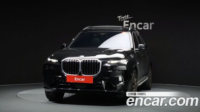 BMW X7 xDrive 40i M Sport 7STR — пробег 4 404 км — фото 3 из 5