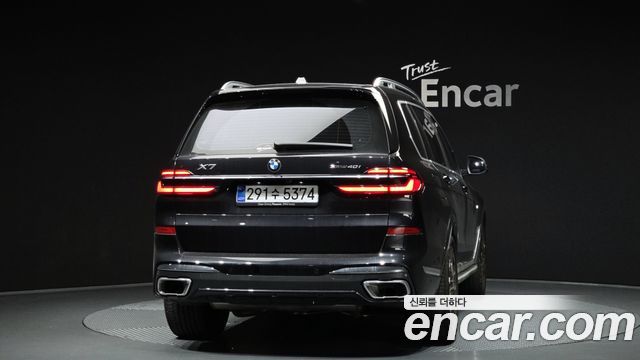 BMW X7 xDrive 40i M Sport 7STR — пробег 4 404 км — фото 4 из 5