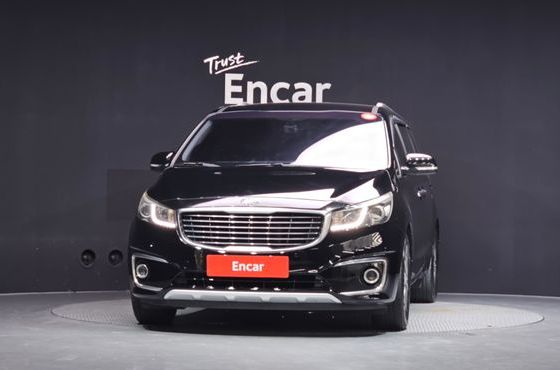 Kia Carnival 9-seater Luxury — пробег 248 795 км — фото 3 из 5