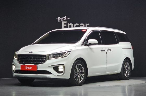 Kia Carnival 9-Seater Noblesse Special — пробег 127 015 км — фото 1 из 5