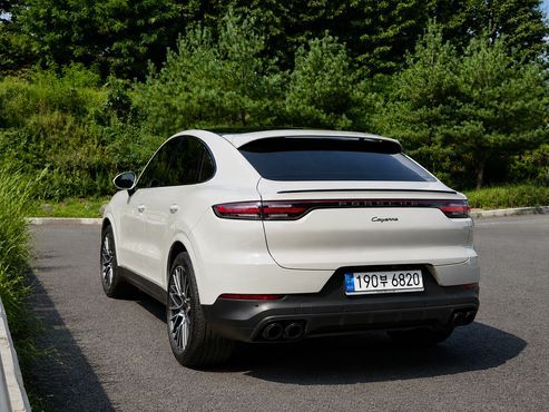 Porsche Cayenne 3.0 COUPE PLATINUM EDITION — пробег 38 900 км — фото 2 из 5