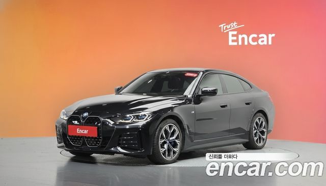 BMW i4 eDrive40 M Sports Pro — пробег 10 487 км — фото 1 из 5
