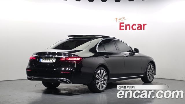 Mercedes-Benz E-Class из Кореи Encar