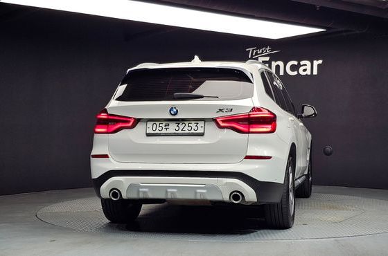 BMW X3 xDrive 20d — пробег 186 522 км — фото 4 из 5