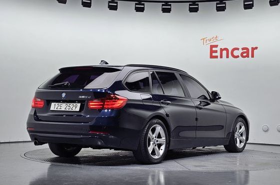 BMW 3-Series 320d Touring — пробег 148 789 км — фото 2 из 5