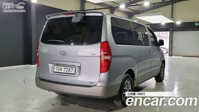 Hyundai Starex 4WD 11-Seater Wagon Modern Special — пробег 192 572 км — фото 2 из 5