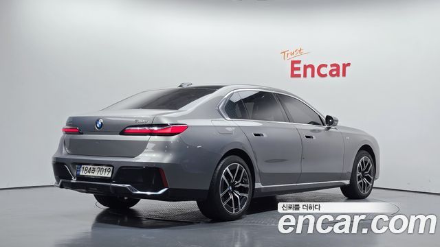 BMW 7-Series из Кореи Encar