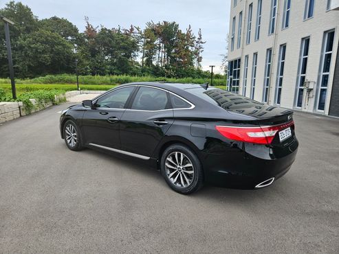 Hyundai Grandeur HG240 Luxury — пробег 180 000 км — фото 4 из 5