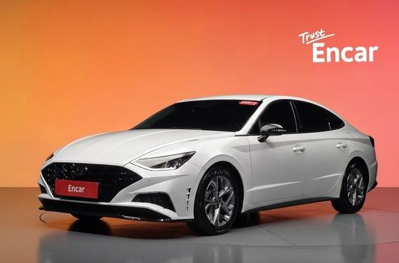 Hyundai Sonata 2.0 Premium Plus — пробег 64 850 км — фото 1 из 5