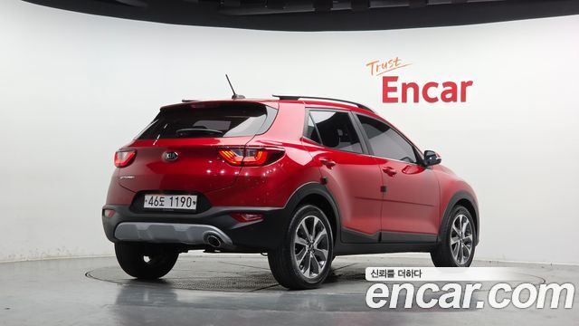 Kia Stonic из Кореи Encar