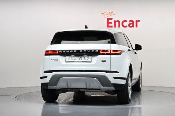 Land Rover Range Rover Evoque D150 S — пробег 90 808 км — фото 4 из 5