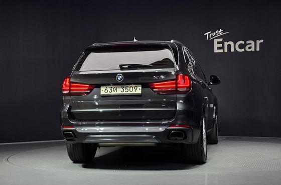 BMW X5 xDrive 30d — пробег 98 702 км — фото 4 из 5