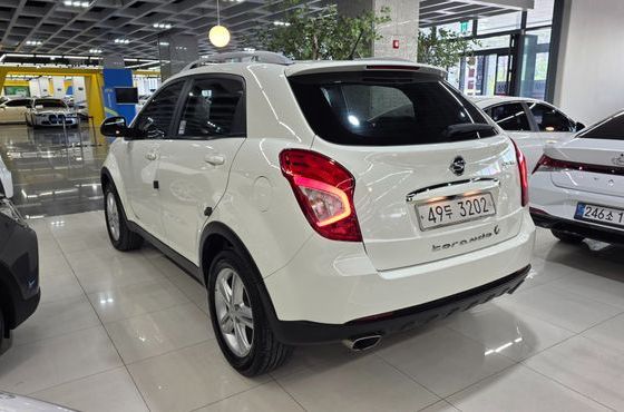 Ssangyong KORANDO 2.0 CVT 2WD Deluxe — пробег 100 646 км — фото 4 из 5
