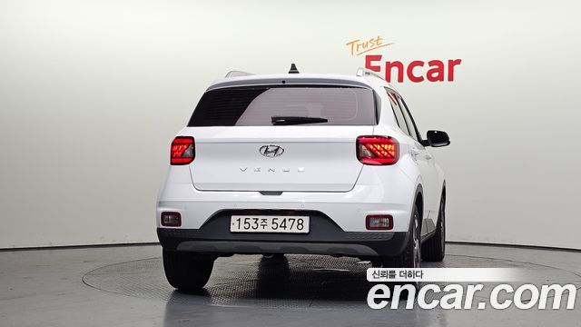 Hyundai Venue из Кореи Encar