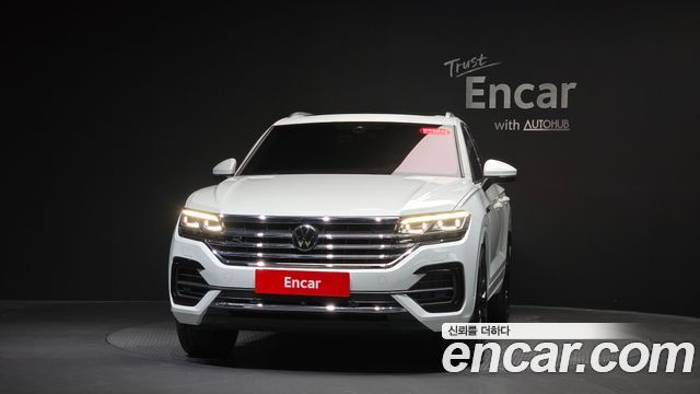 Volkswagen Touareg 3.0 TDI R-Line — пробег 37 786 км — фото 3 из 5