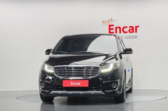 Kia Carnival 9-seater Noblesse — пробег 188 318 км — фото 3 из 5