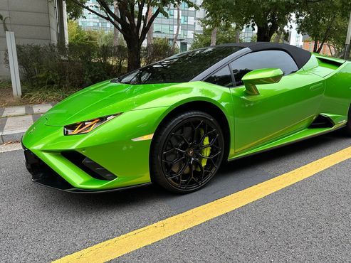 Lamborghini Huracan LP610-2 EVO Spyder — пробег 4 900 км — фото 3 из 5