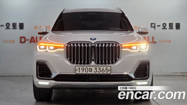 BMW X7 xDrive 30d Design Pure Excellent 7-Seater — пробег 102 712 км — фото 2 из 5