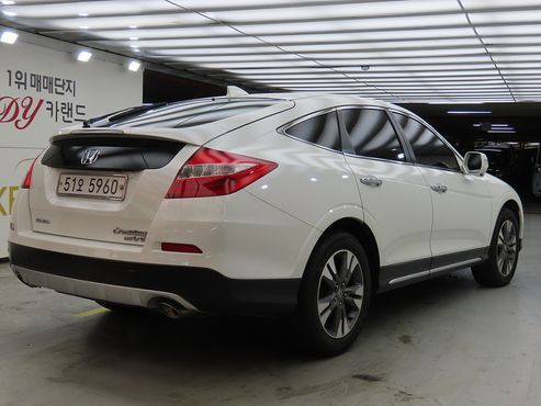 Honda Crosstour 3.5 1st — пробег 76 500 км — фото 3 из 5