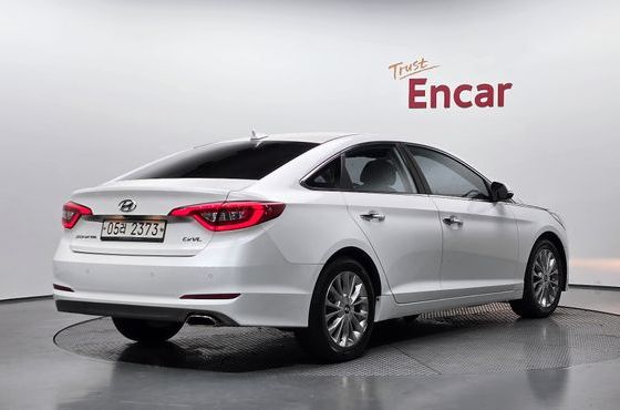 Hyundai Sonata 2.0 Smart — пробег 93 876 км — фото 2 из 5