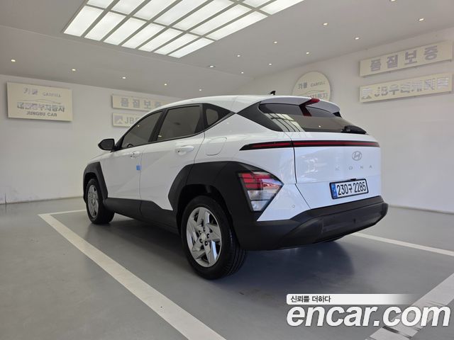 Hyundai Kona Modern Plus — пробег 14 952 км — фото 2 из 5