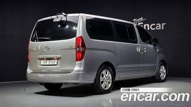 Hyundai Starex Wagon 11-Seater Smart — пробег 101 273 км — фото 2 из 5