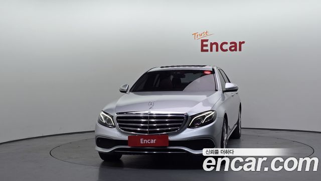 Mercedes-Benz E-Class из Кореи Encar