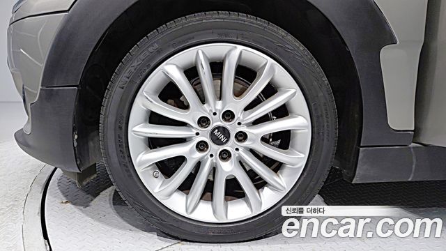 Mini Clubman Standard 2nd — пробег 95 433 км — фото 4 из 5