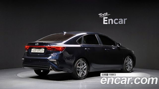 Kia K3 из Кореи Encar