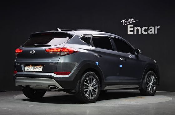 Hyundai Tucson Diesel 1.7 2WD Premium — пробег 103 669 км — фото 2 из 5