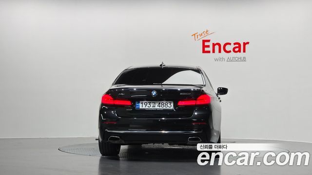 BMW 5-Series 530i xDrive Luxury — пробег 49 382 км — фото 4 из 5