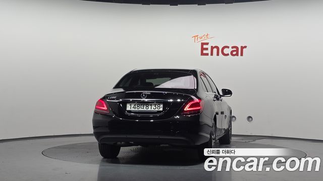 Mercedes-Benz C-Class из Кореи Encar