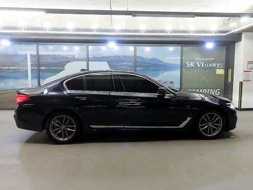 BMW 5-Series 530i M Sport Package Plus — пробег 37 352 км — фото 3 из 5