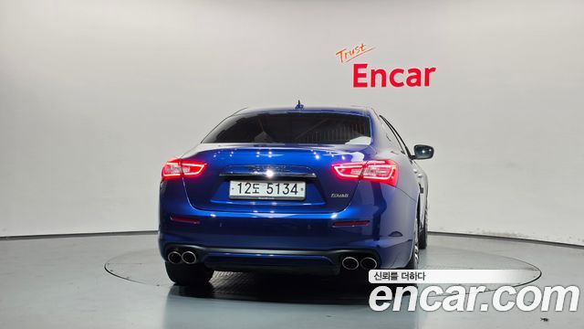 Maserati Ghibli 3.0 Diesel GranLusso 3rd — пробег 97 043 км — фото 4 из 5