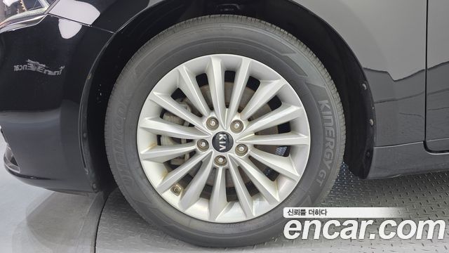 Kia K7 из Кореи Encar