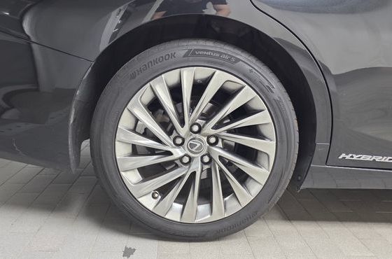 Lexus ES Executive — пробег 142 875 км — фото 5 из 5